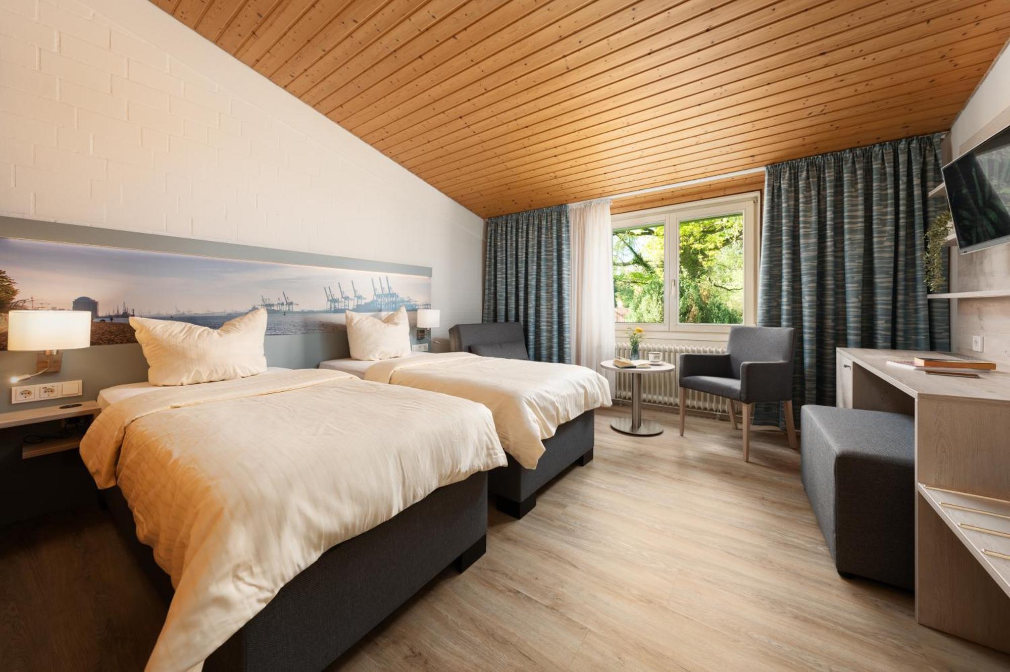 Zur Rennbahn Hotel Drage Kültér fotó